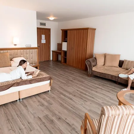 Aphrodite Hotel 4*