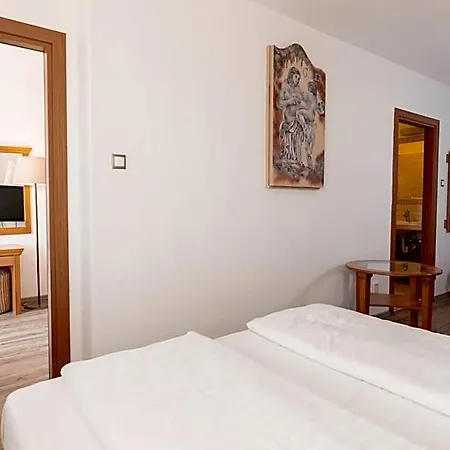 Aphrodite Hotel