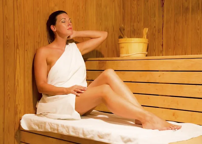 מלון Aphrodite 4*